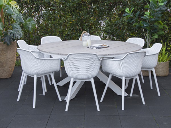 Montreal 9 Piece Round Dining Setting